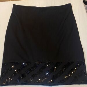 Apostrophe Black Striped Sequin Hem Pencil Skirt